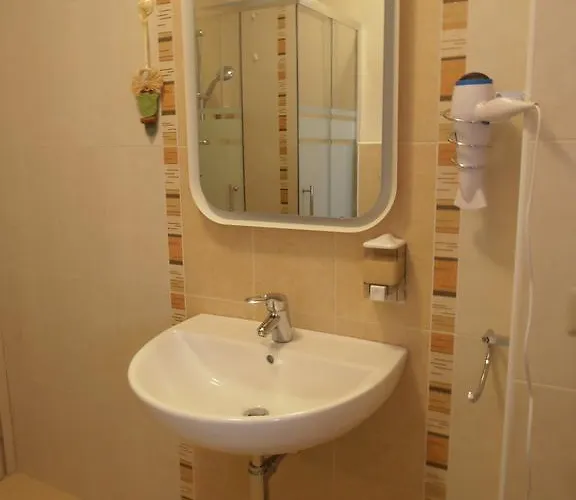 Private Bathroom Triple Room